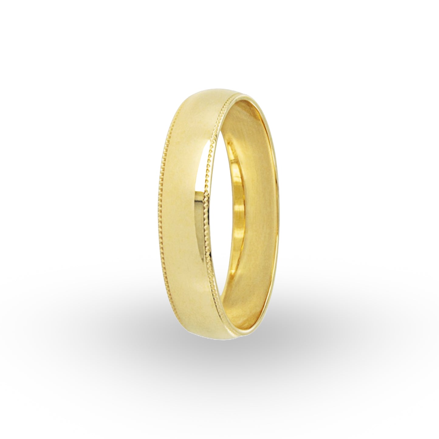 La Argolla de Matrimonio en Oro 10k de ZABULON es la representación perfecta del compromiso y la unidad. Su diseño clásico, con un toque de detalle milgrain, simboliza la eternidad y la belleza del enlace matrimonial. Esta argolla no es solo una joya, es un círculo completo, sin principio ni fin, igual que el amor que representa.