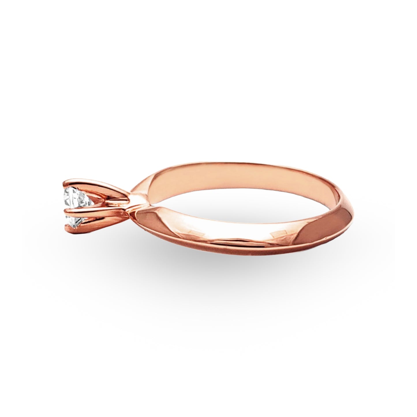 Déjese enamorar por la delicadeza del Anillo de Compromiso ZABULON en Oro / Oro Rosa / Oro Blanco 14k con Zirconia, un testimonio de la belleza en la promesa eterna. Este anillo, con su zirconia resplandeciente, no es solo una joya, sino un símbolo de un futuro juntos, brillante y puro.