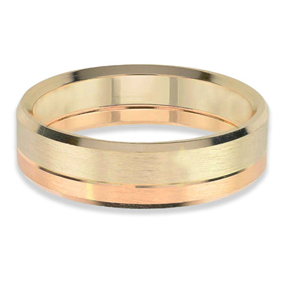 Dé un paso hacia el compromiso con la Argolla de Matrimonio Oro/Oro Rosa 14k. Esta joya destaca el inicio de una unión importante y está llena de belleza y calidad. Es una muestra sólida de amor duradero y devoción, representando un compromiso en su mejor forma.
