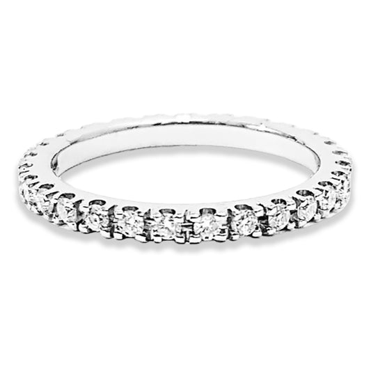 Honre la profundidad del compromiso matrimonial con la Churumbela en Oro Blanco 14k con Zirconias. Esta joya, con acompañada de zirconias brillantes, simboliza el resplandor del amor eterno y la conexión inquebrantable entre almas gemelas.